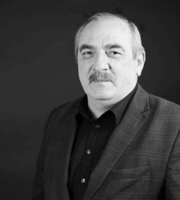 Помер багаторічний декан факультету журналістики ЛНУ Михайло Присяжний