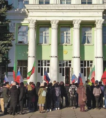 В Мелитополе бюджетникам не платят зарплату и больничные