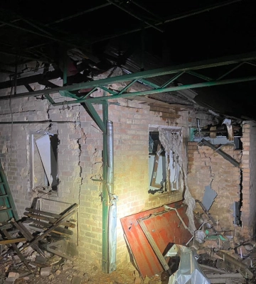 У ОВА показали наслідки нічного обстрілу Нікополя (ФОТО)