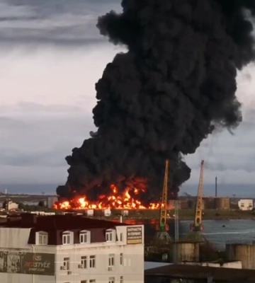 Після вибуху нафтобази у Криму російські військові почали тікати з півострову