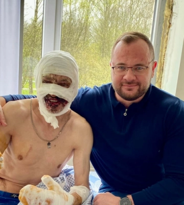 Важко поранені, але дуже сильні духом: бійці, які лікуються у медзакладах Луцька, отримали великодні подарунки