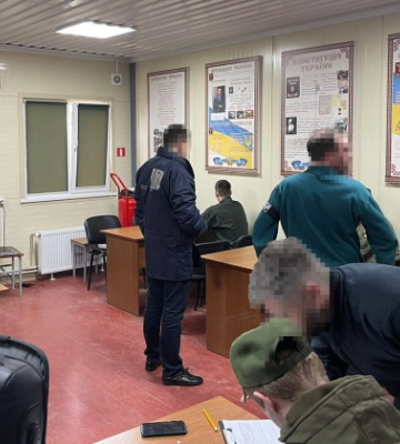 Знущання офіцера над військовослужбовцем на Івано-Франківщині: ДБР розпочало розслідування
