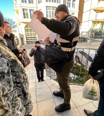 Чтобы прекратить "маски-шоу": в Раде придумали, как защитить бизнес от обысков Чтобы прекратить "маски-шоу": в Раде придумали, как защитить бизнес от обысков