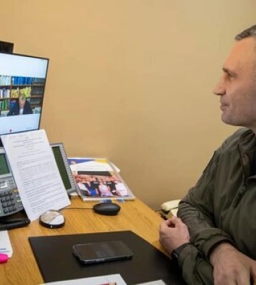 Київські лікарні отримають гуманітарну допомогу на 25 млн грн від чеської столиці, - Кличко