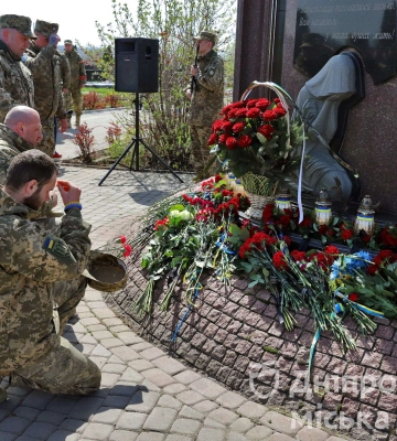 Борис Філатов взяв участь у панахиді в пам’ять про загиблих українських воїнів