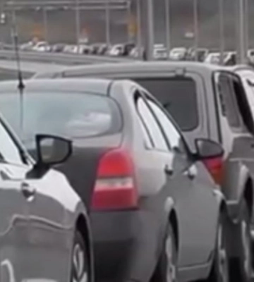 Після вибуху у Севастополі на Кримському мосту утворився великий затор, відео