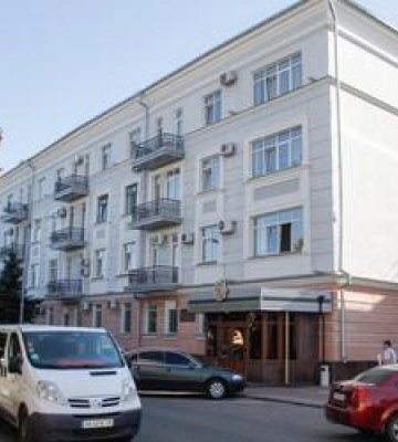 У Полтаві відновили рух по вулиці Пушкіна, який був перекритий більше року