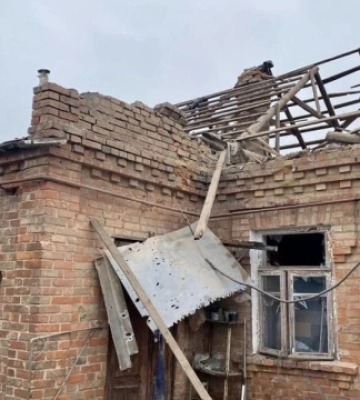 Загарбники знову вдарили з важкої артилерії по Нікопольському району, є загиблий