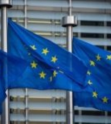 Посли ЄС погодили продовження безмитної торгівлі з Україною