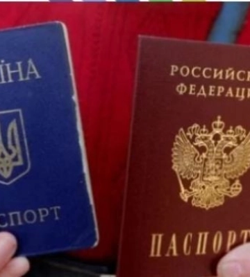 Омбудсмен объяснил, почему мелитопольцам стоит получать российские паспорта