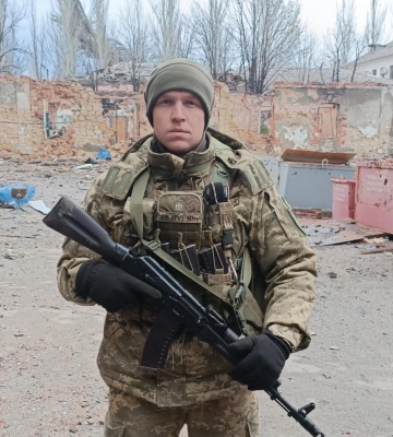 Воїн із Рокитнівщини на щиті повертається додому