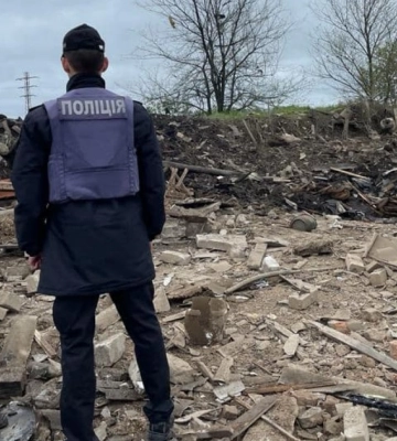 Внаслідок нічного удару по Дніпропетровщині поранені 25 людей, черед яких 3 дитини, - голова ОВА. ФОТО