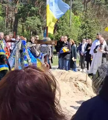 У Києві попрощалися з загиблим на війні журналістом Олександром Бондаренком
