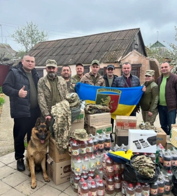 Працівники сервісного центру МВС Полтавщини відвідали українських захисників на Донеччині