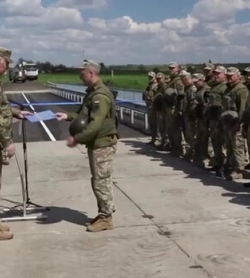 На Херсонщині військові відбудували міст, зруйнований під час відступу окупантами (ВІДЕО)