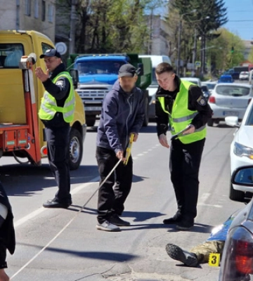 У Хмельницькому водій збив на переході поліцейську і двох військових, є загиблий