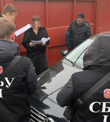 Депутат Одеської облради разом з дружиною організували рейдерське захоплення землі біля моря