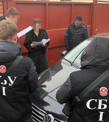 Посадили в СИЗО: родственницу нардепа Гончаренко подозревают в присвоении земли в Затоке 