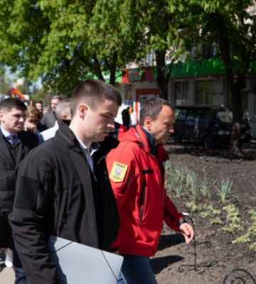 Возле станции метро «Героев Днепра» появится красивая зеленая зона
