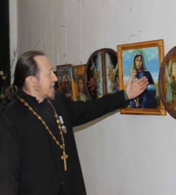 У Дубенському замку відкрили виставку картин військового священника з Волині