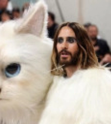 Met Gala 2023: черно-белая роскошь и чествование памяти Карла Лагерфельда