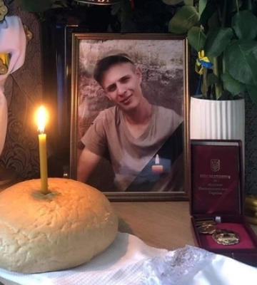 Загинув біля Соледару: на Волині попрощалися із Героєм Володимиром Харковцем