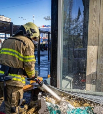 В Киеве вспыхнуло заведение общественного питания