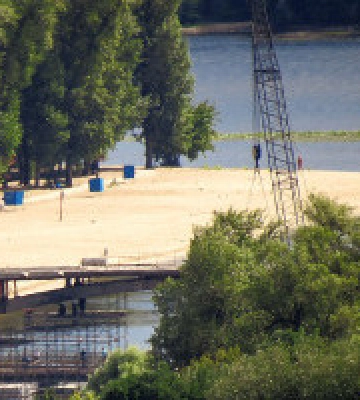 Перед судом постане бізнесмен, який наніс пошкодження території острова Долобецький під час несанкціонованого будівництва
