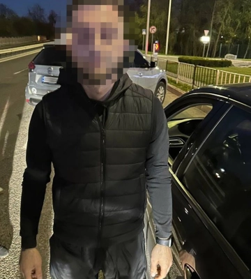 У Львові затримали мешканця Хмельницької області, який вкрав позашляховик BMW Х5