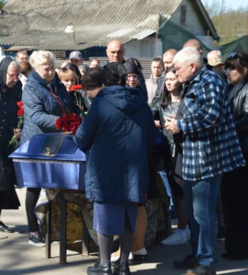 У Кропивницькому попрощались із загиблим військовим 