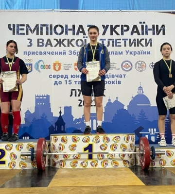Важкоатлетка з Кіровоградщини підкорила чемпіонат України, присвячений ЗСУ