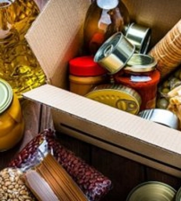 У Миколаєві продовжена видача продуктових наборів