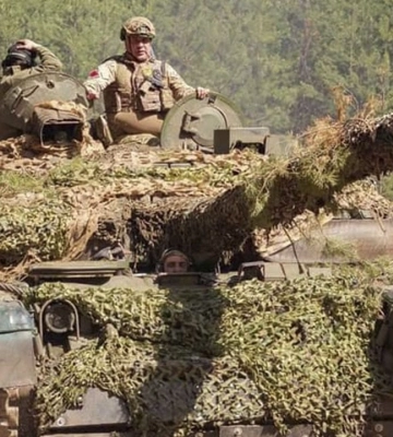 Протягом доби 2 травня відбито понад 20 атак росіян. Найзапекліші бої тривають за Бахмут та Мар’їнку, наші воїни стійко тримають оборону, - Генштаб