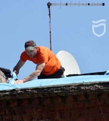 Міжпанельні шви, покрівля: у Дніпрі продовжують ремонтувати житловий фонд
