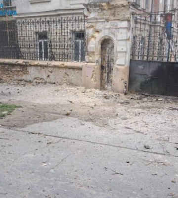 У Херсоні вводять комендантську на 58 годин, місто закривають на вʼїзд та виїзд