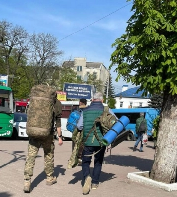 Піклувалися, як про сина: зворушлива історія про військового, яка розчулила мережу