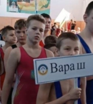 Юні борці з Вараша — півфіналісти Всеукраїнського турніру з греко-римської боротьби
