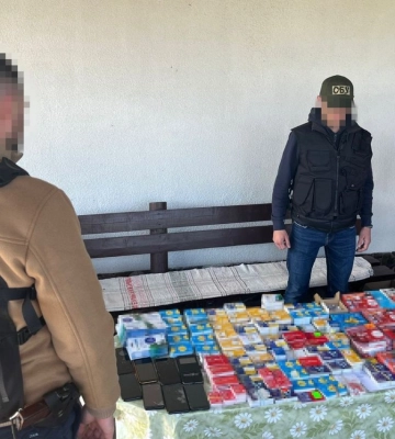 Поширювали дезінформацію і дестабілізцвали ситуацію в Україні: СБУ викрила мережу ботоферм