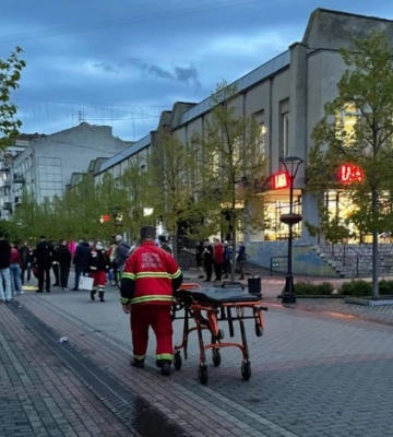 У Луцьку зловили чоловіка, який чіплявся до неповнолітньої дівчини