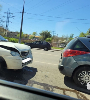 Не дотримався дистанції: у Саксаганському районі Кривого Рогу сталася ДТП