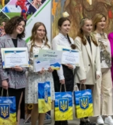 «Гордість Волині»: у Луцьку нагородили юних інтелектуалів зі Старовижівщини