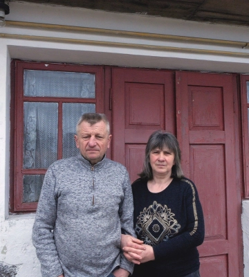 «Він у Луцьку на офіціанта вчився, а потім попав на батюшку»: що кажуть односельчани про скандального «Пашу Мерседеса»