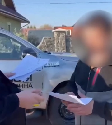 На Київщині у власника вилучили собак бійцівської породи, які покусали жінку з дитиною. Відео