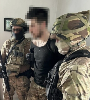 СБУ затримала зрадника, який надсилав у російський Телеграм-бот розвіддані про оборону Києва