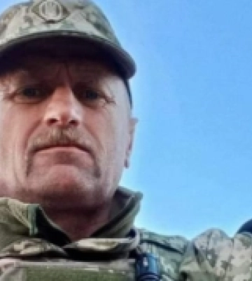 Донька загиблого на Херсонщині захисника із Рівненщини просить присвоїти її батькові звання Героя України