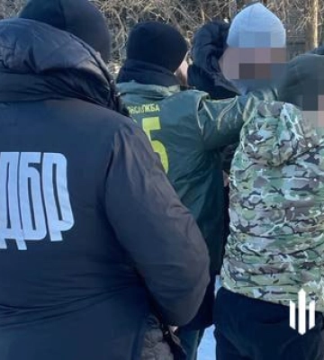 На Сумщині судитимуть правоохоронця, який хотів продати бази даних українських військових