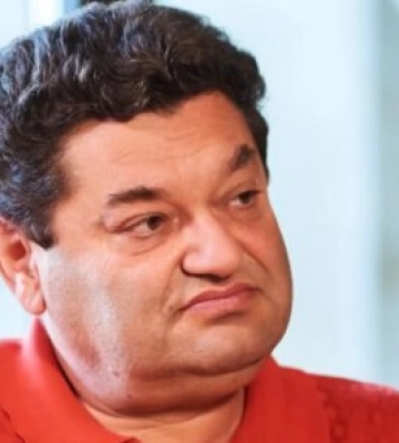 Украинский бизнесмен Вадим Ермолаев хорошо зарабатывает на торговле с оккупантом: война деньгам не помеха Украинский бизнесмен Вадим Ермолаев хорошо зарабатывает на торговле с оккупантом: война деньгам не помеха