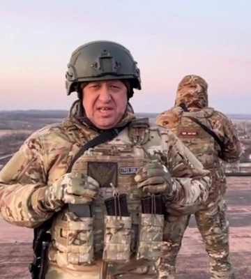 «Вагнер» заявив, що покидає Бахмут. Кремль відреагував