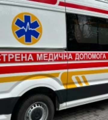 В обласну лікарню Рівного госпіталізували чоловіка, який впав із коня