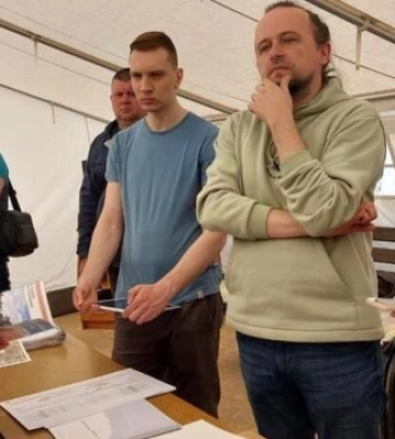Жителям зруйнованого села на Херсонщині презентували варіанти відновлення будинків